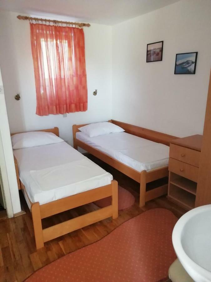 Apartman Mila Dramalj Exterior foto